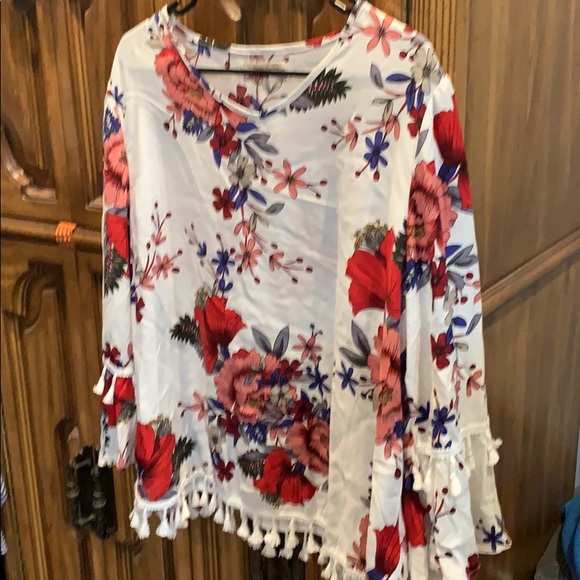 Simply Couture Tops - Simply Couture blouse